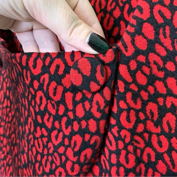 Calvin KLEIN KNEE LENGTH RED LEOPARD SLEEVELESS DRESS SIZE 6 - Picture 3 of 9